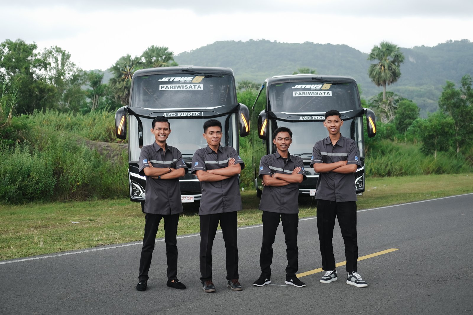 tentang